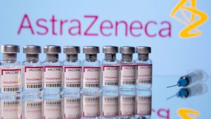 AstraZeneca планирует зарегистрировать свою вакцину от коронавирусной инфекции в России