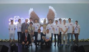 Школьник из России стал победителем Международной Менделеевской олимпиады