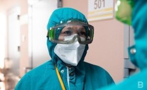 Заболеваемость COVID-19 в России за неделю выросла на четверть