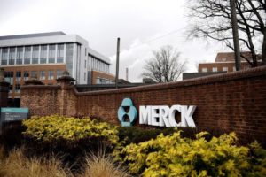 Исполнительный директор Merck & Co.  заявил о сложном положении фармотрасли в США