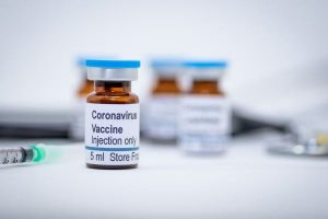 Третья вакцина против COVID-19 получила разрешение на клинические испытания