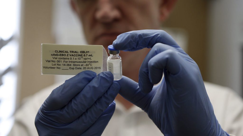 Коронавирусная вакцина ChAdOx1 nCoV-19 от Оксфордского университета продемонстрировала положительные признаки у обезьян, сейчас идут клинические испытания на людях