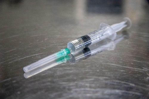 Китайская Sinovac Biotech получает финансирование для разработки вакцины Covid-19
