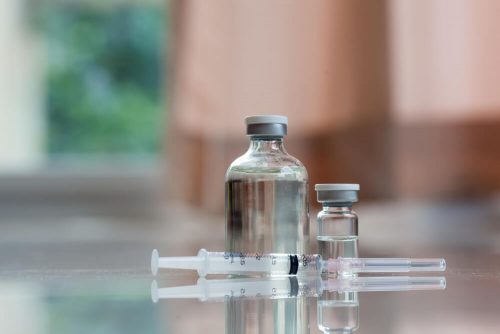 ВОЗ поддержала метод испытания вакцины против COVID-19 с помощью заражения здоровых добровольцев. Это этично?