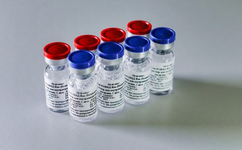 Россия договорилась о поставках 25 млн доз вакцины «Спутник V» в Непал