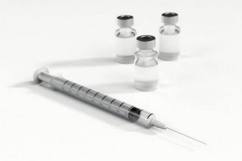 Moderna столкнулась с трудностями в ходе испытания вакцины от COVID-19