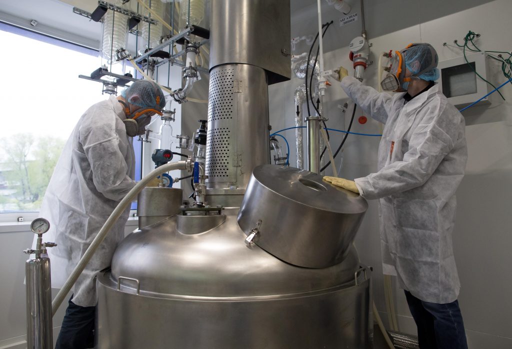 Разработки группы «ХимРар» вошли в перечень важнейших запатентованных разработок для борьбы с COVID-19 Роспатента