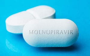 Молнупиравир более эффективен при лечении омикрона у мужчин