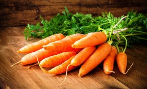 Двести научных работ показали, что морковь снижает риск развития рака